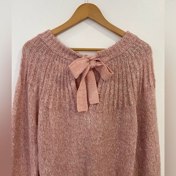 Lauren Conrad Long Sleeve Pink Fuzzy Sweater with Satin Back Bow Size Large - Picture 8 of 15